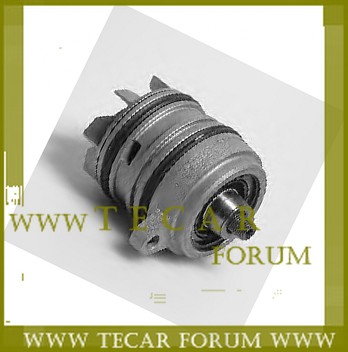 070121011D - Насос системы охлаждения vw touareg/transporter 2.5 tdi 070121011D - Насос системы охлаждения vw touareg/transporter 2.5 tdi