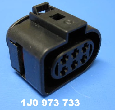 1J0973733 - Корпус плоского разъема с фиксатором контактов 1J0973733 - Корпус плоского разъема с фиксатором контактов