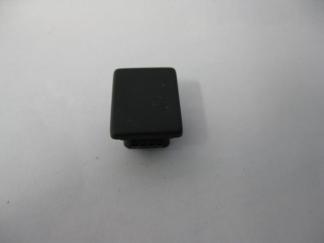 5M0035345 - Заглушка aux in 5M0035345 - Заглушка aux in
